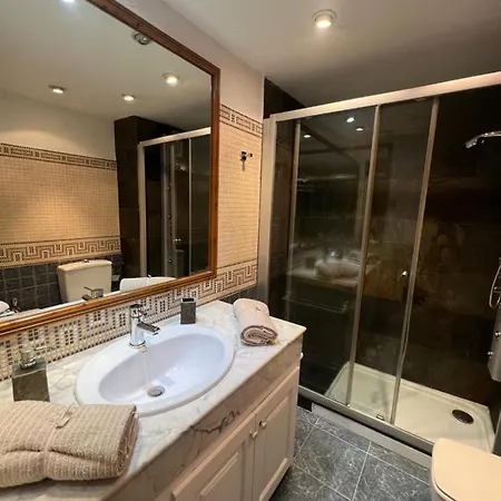 Apartment Precioso Duplex En Con Plaza De Parking
